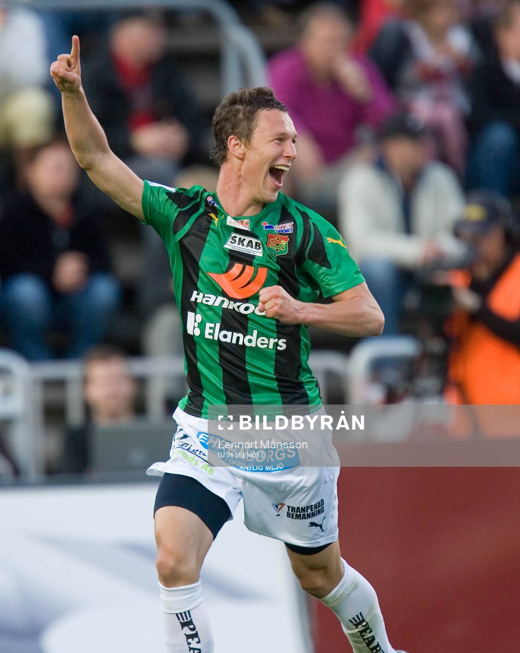   0-1, Eyjólfur Hédinsson. Jubel.