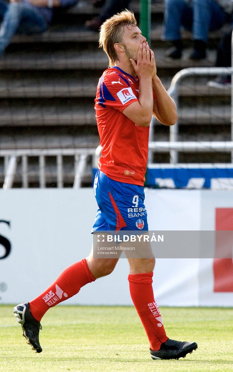 Andreas Dahl har klippt till, men GAIS-målvakten räddade