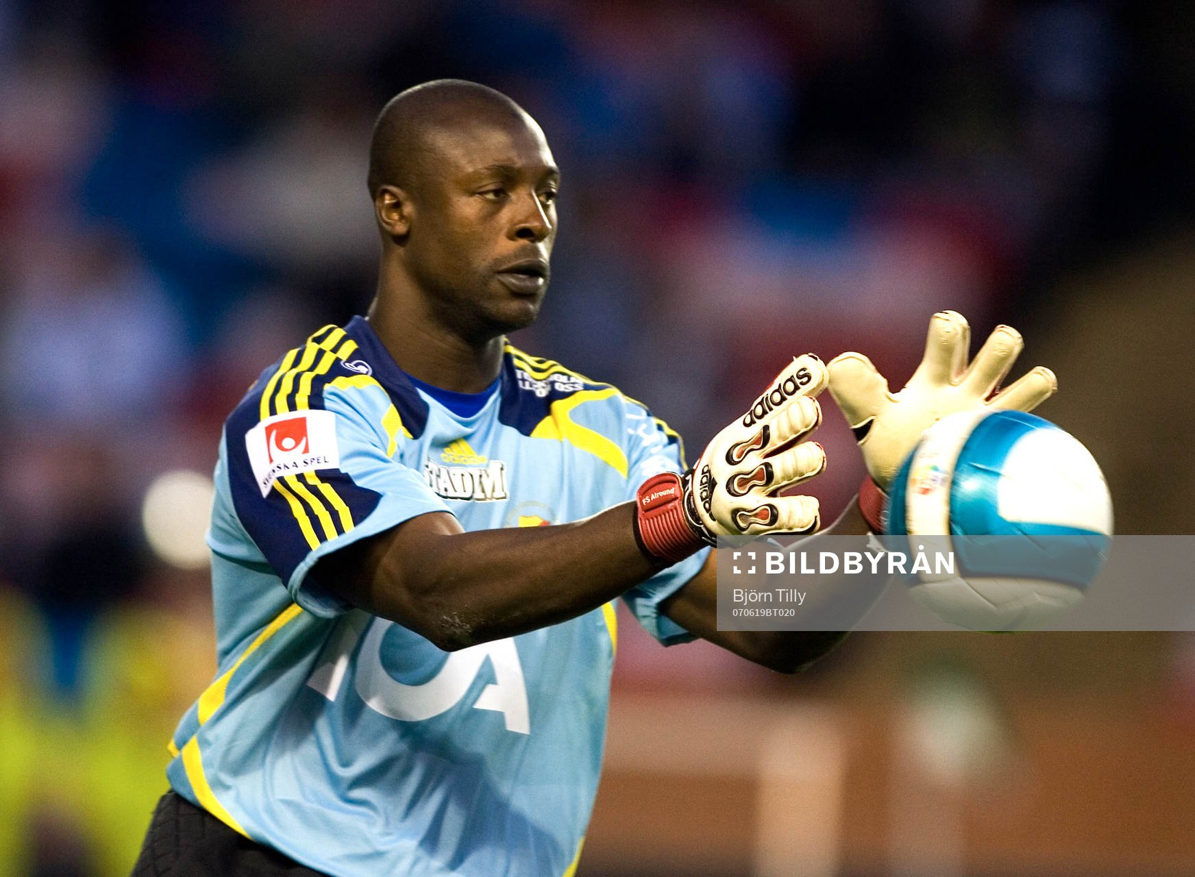 Pa Dembo Touray, målvakt, Djurgården