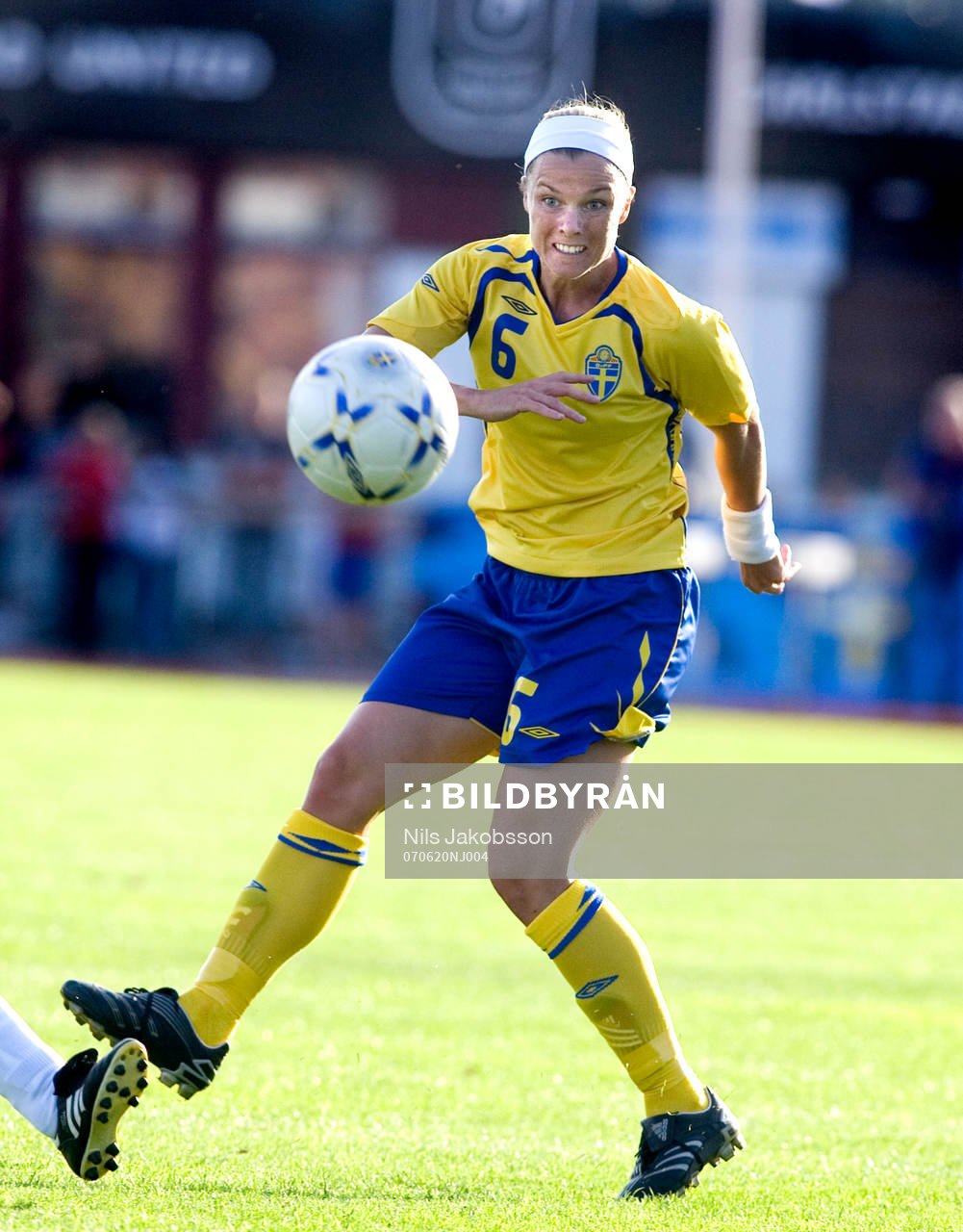 Sara Thunebro, Sverige
