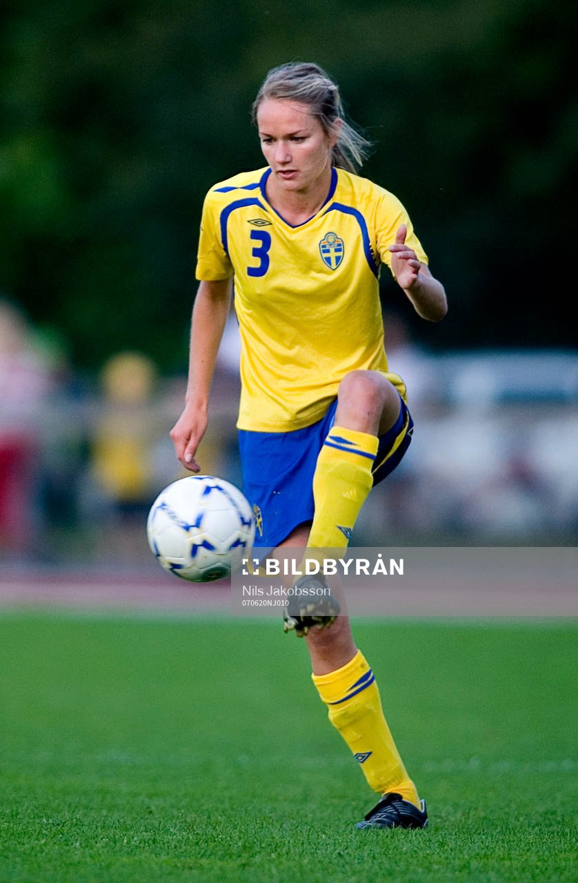 Stina Segerström, Sverige