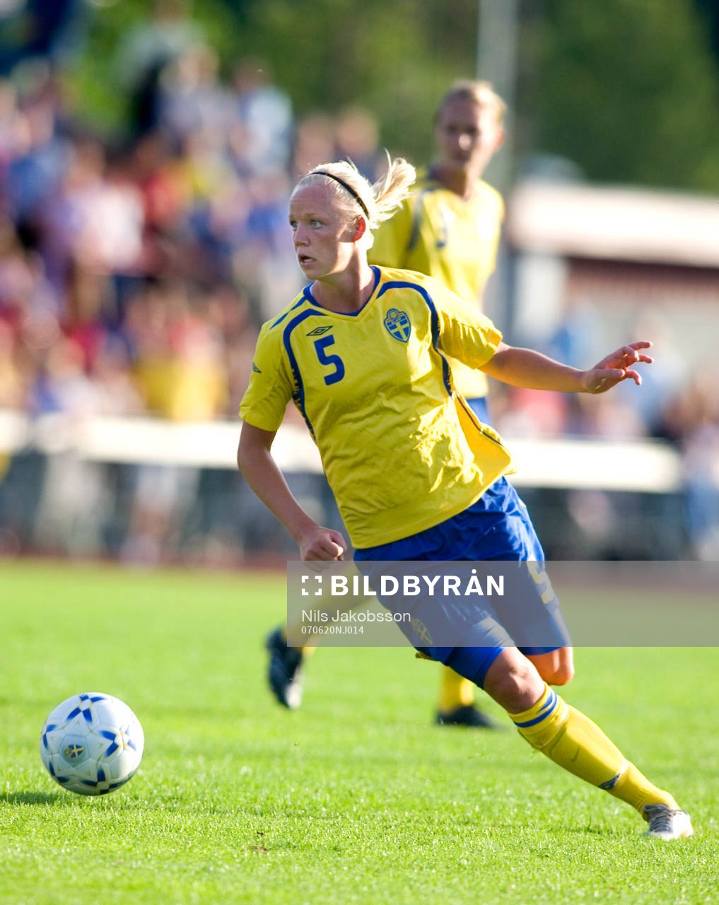 Caroline Seger, Sverige