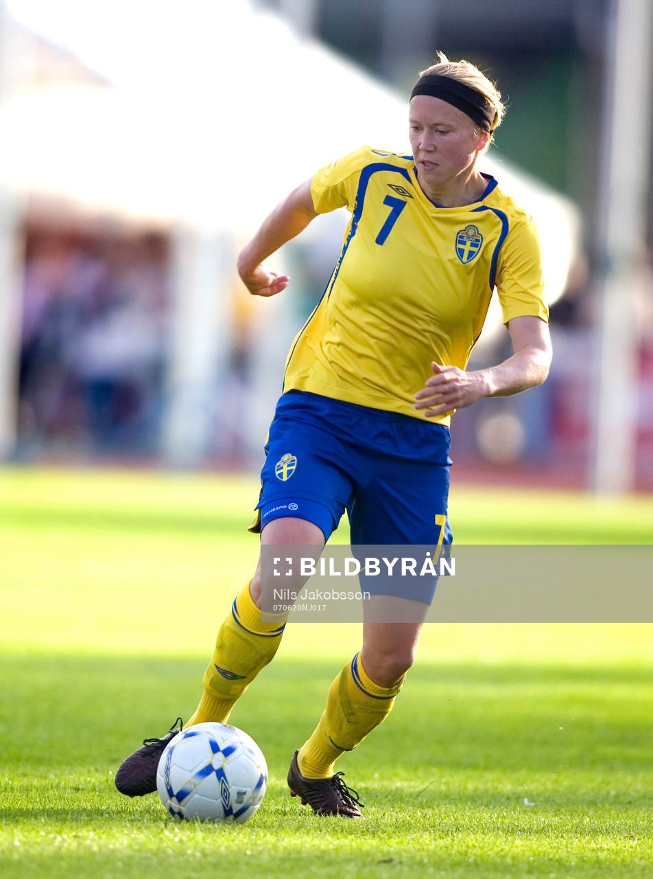Sara Larsson, Sverige