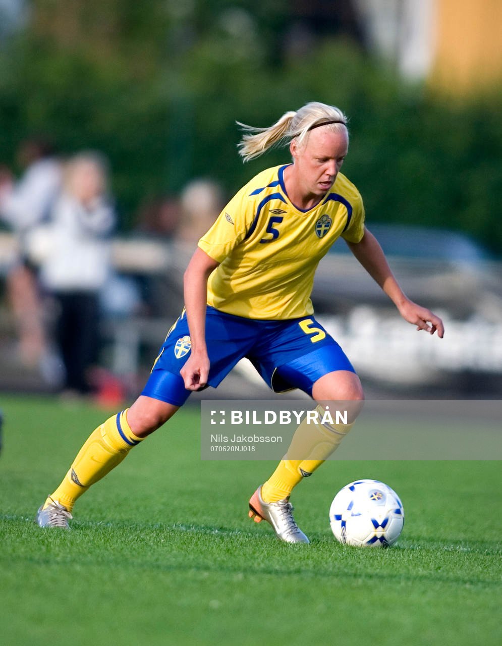Caroline Seger, Sverige