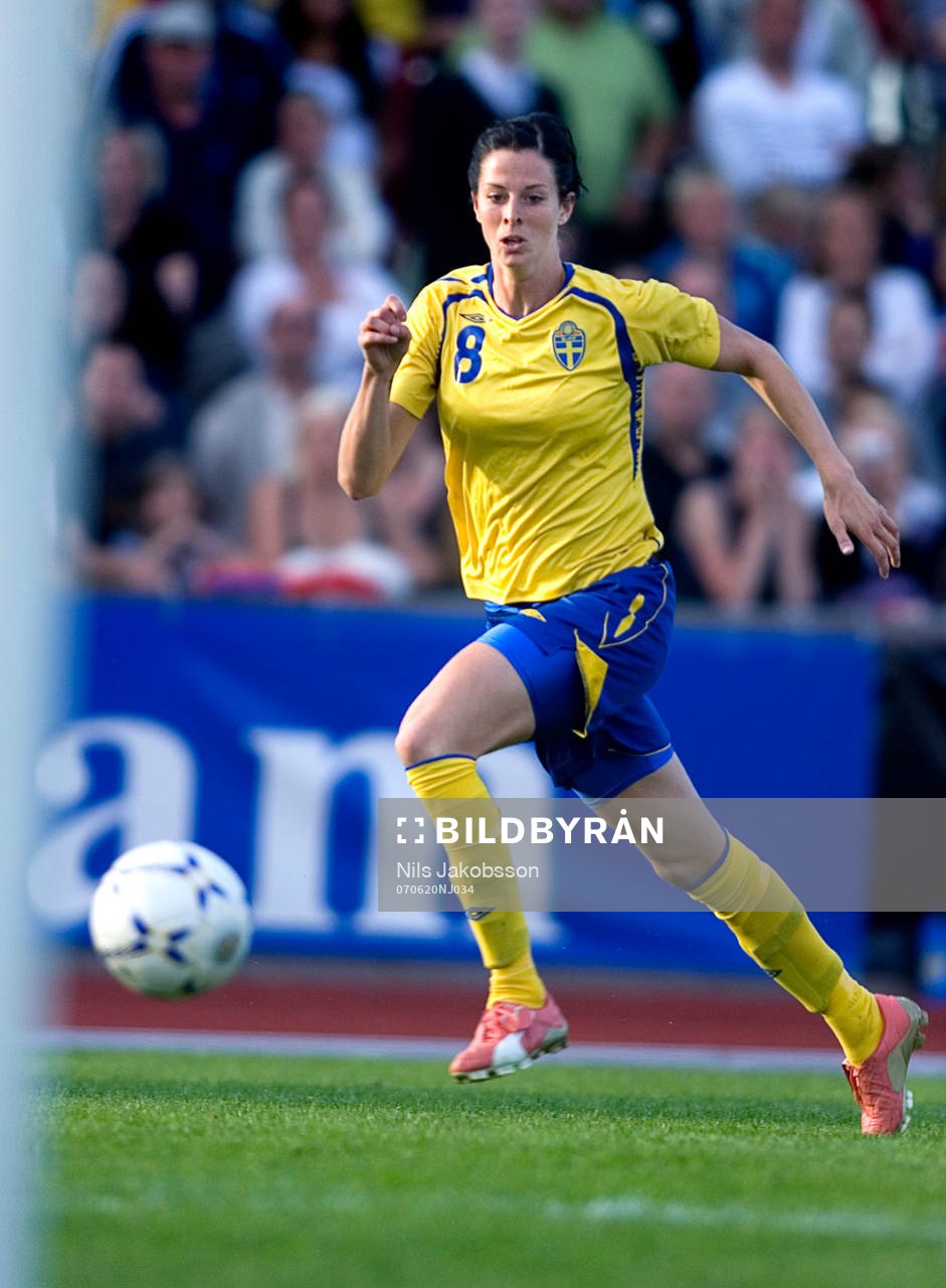 Lotta Schelin, Sverige