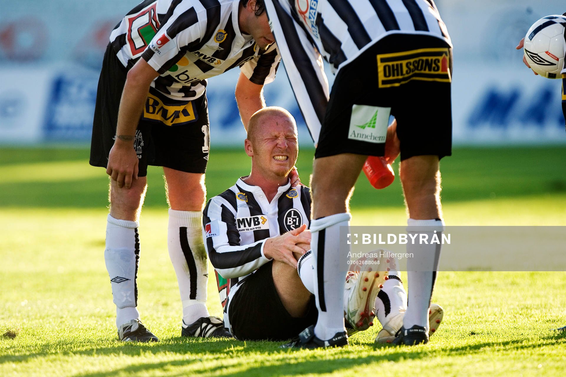 Jörgen Pettersson, lagkapten, skadad. Skada, smärta