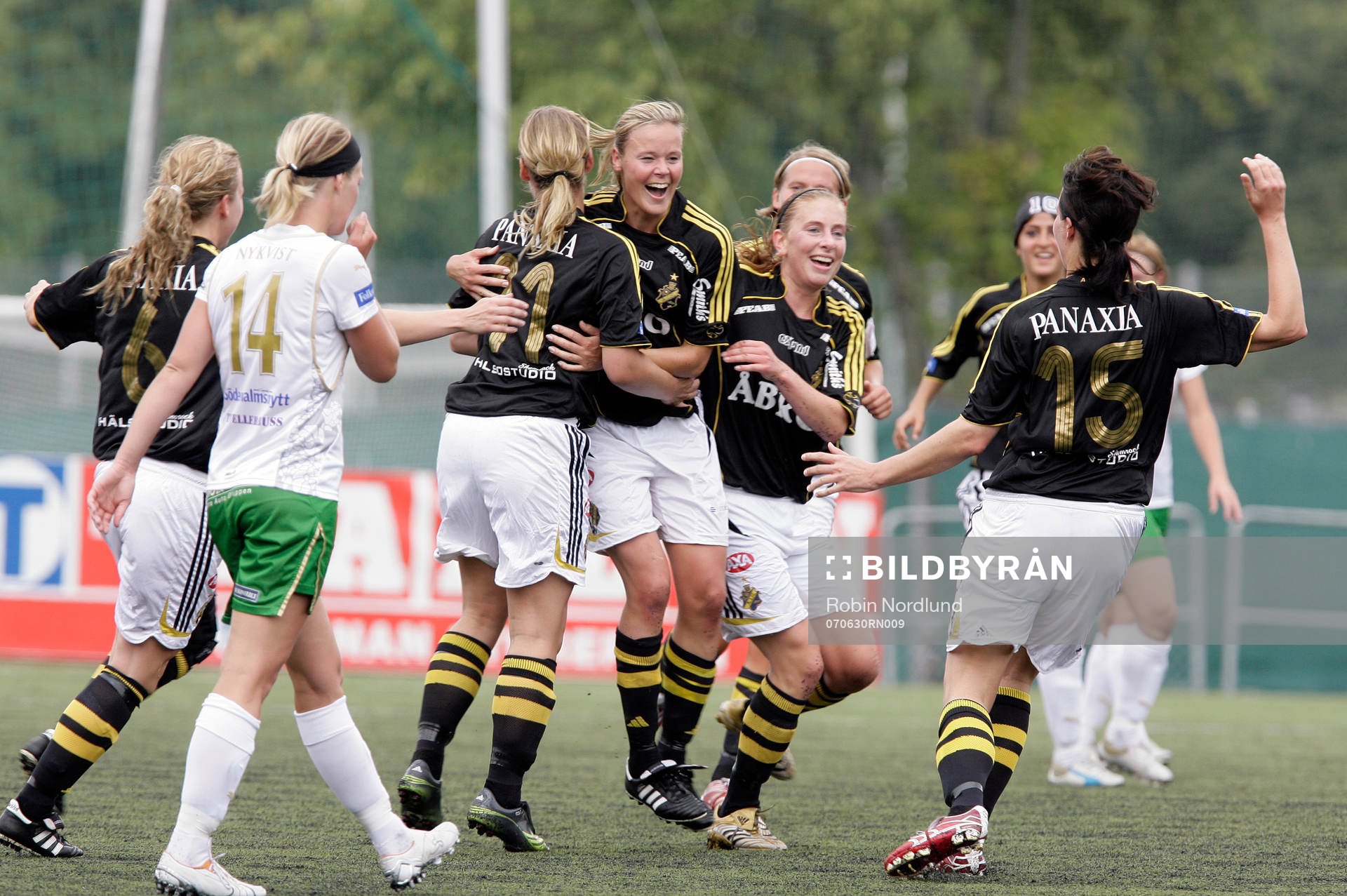  Laura Kalmari, AIK jubel efter 2-0