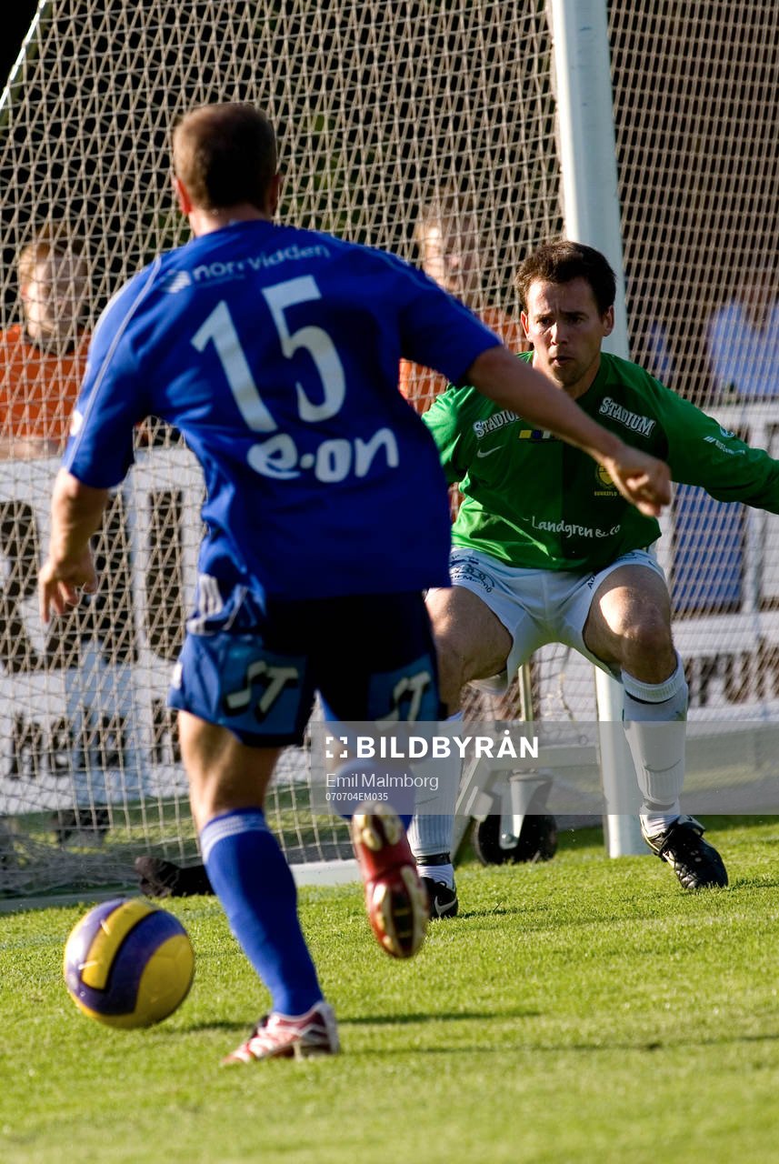 Johan Patriksson, Sundsvall har en chans mot Ola Svensson,