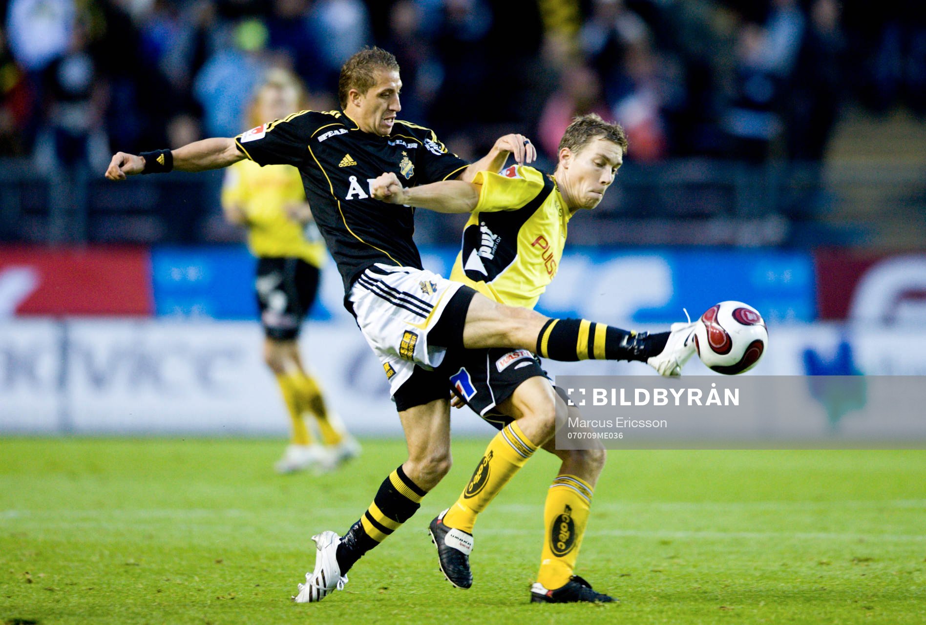 Kenny Pavey, AIK, och Daniel Alexandersson, Elfsborg