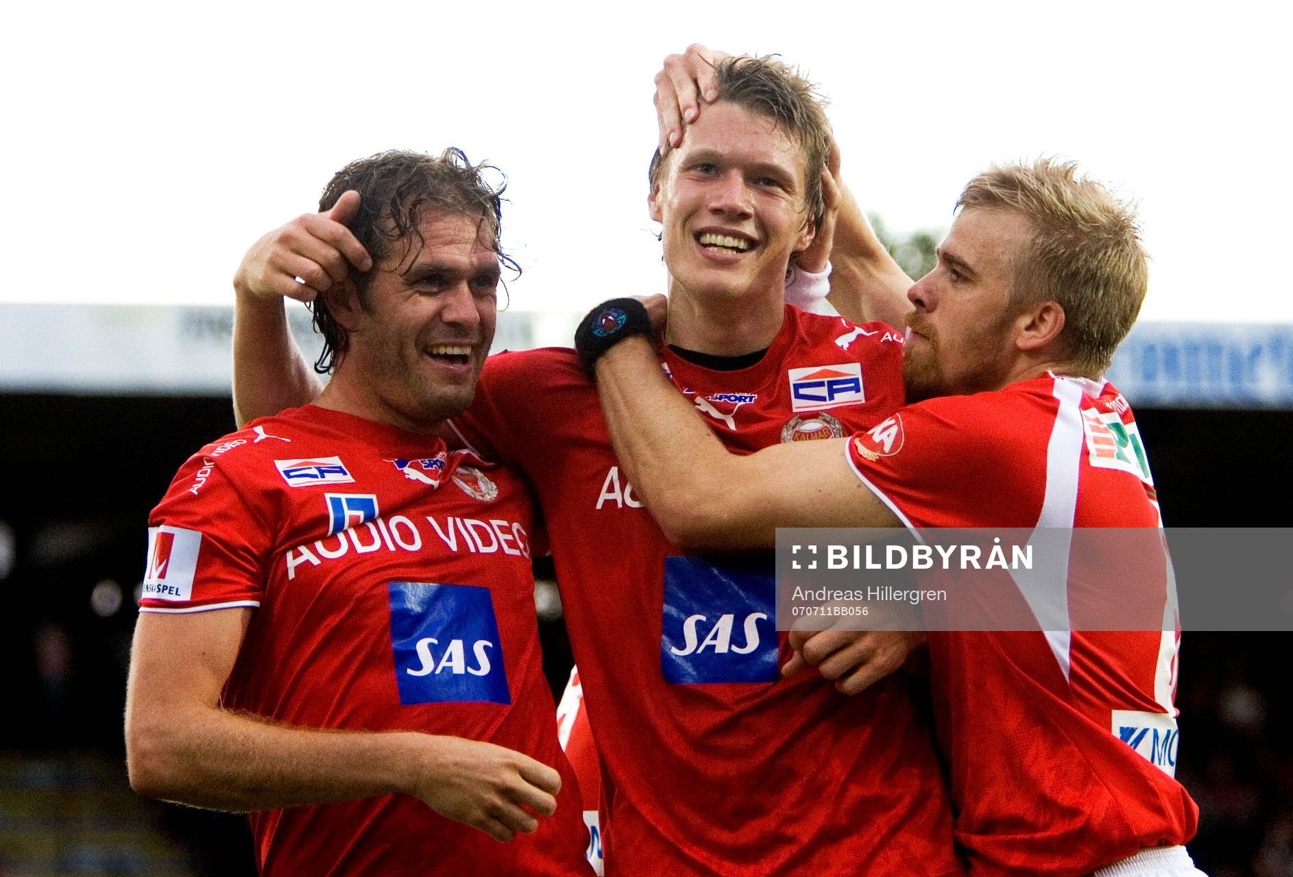  2-0 av  Viktor Elm jubel med  Arthur Sorin och Mikael Eklund, Kalmar.