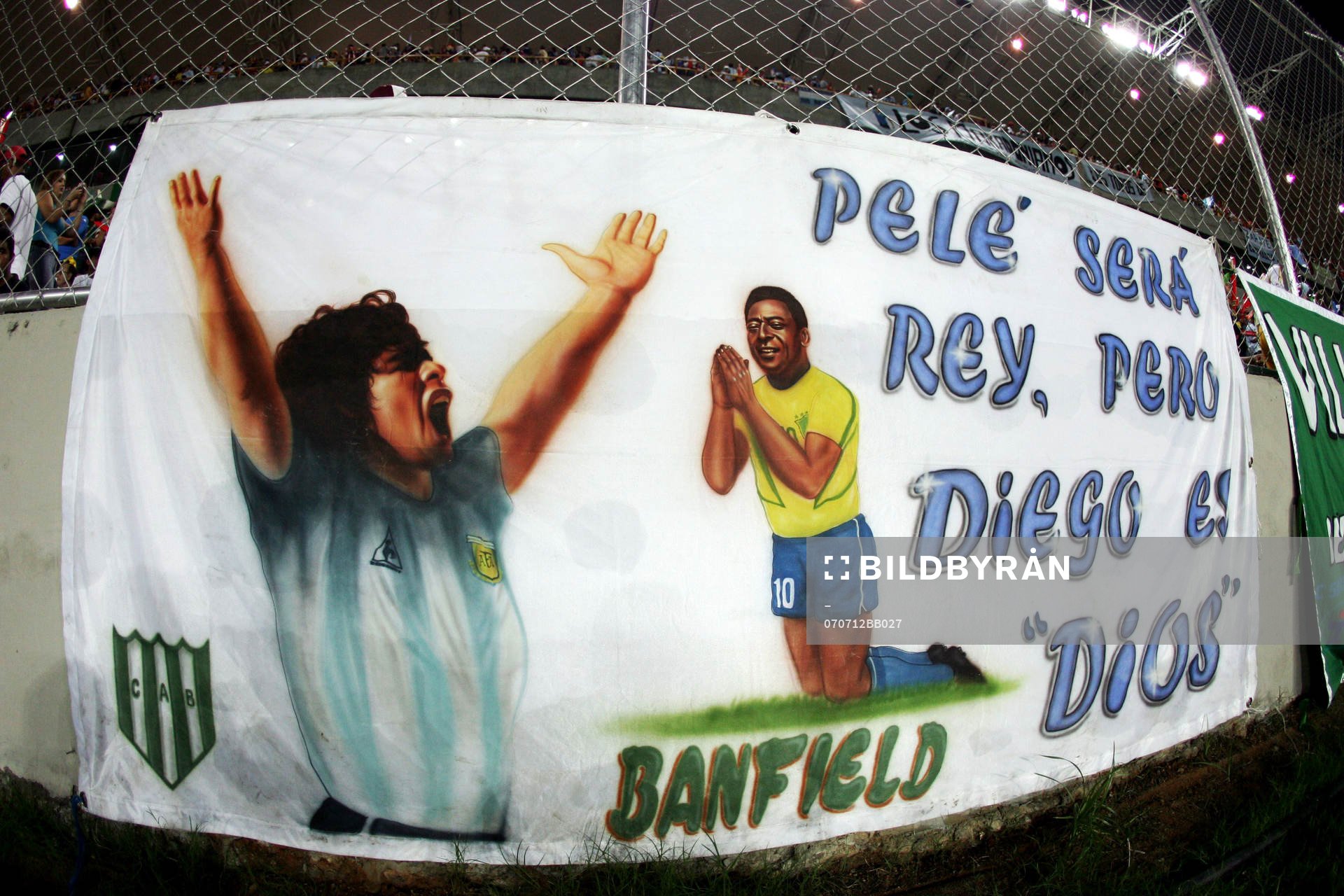  Diego Armando Maradona, Argentina och Pele, Brasilien. Flagga