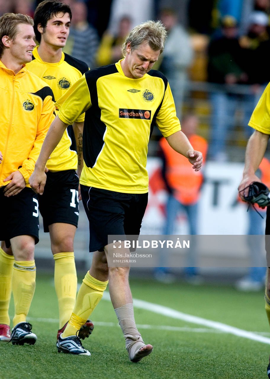 Mathias Svensson, Elfsborg, skada, grinar illa, bandagerad,