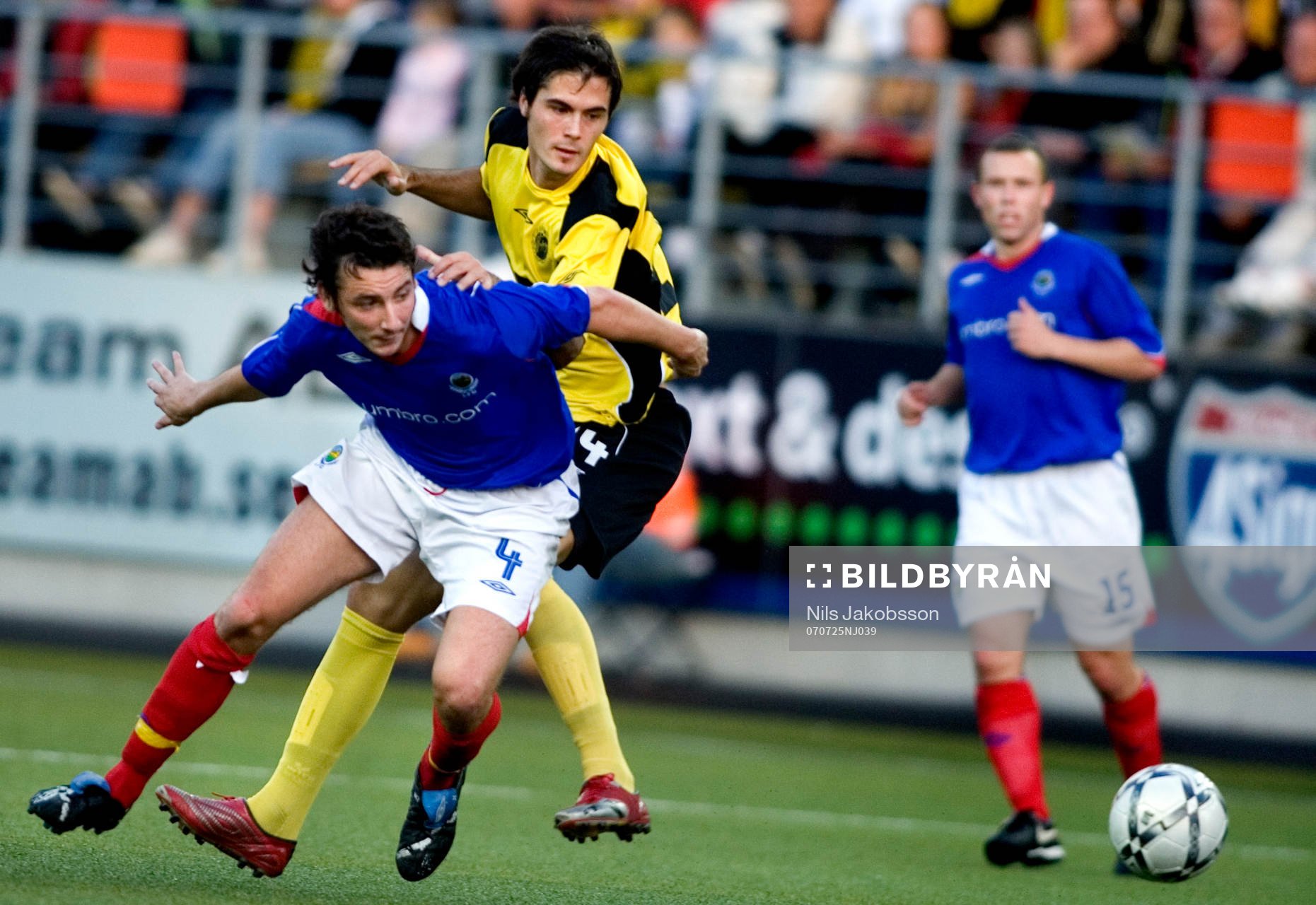 Michael Gault, Linfield, Denni Avdic, Elfsborg