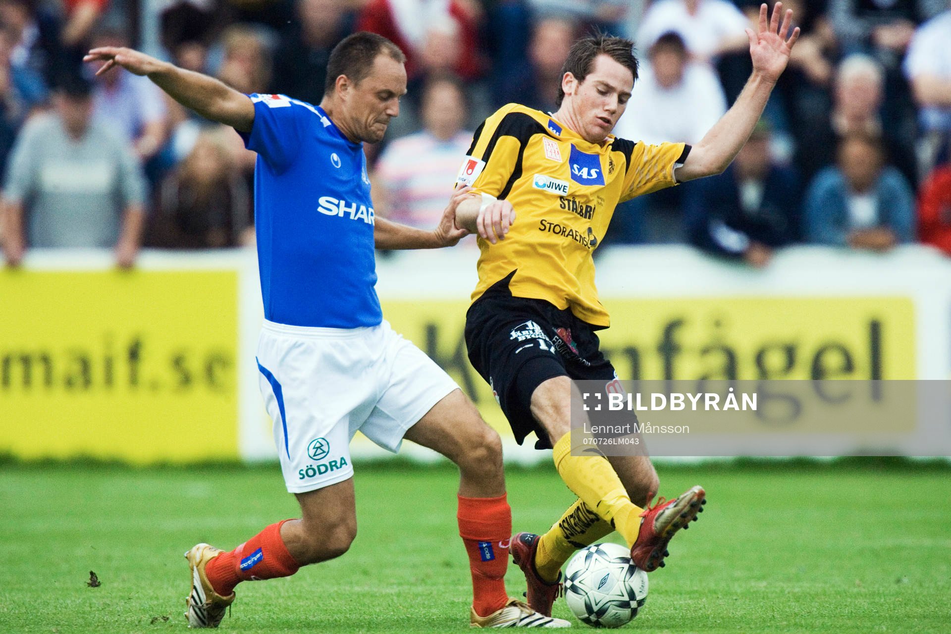  Mats Haglund och Johan Persson duellerar.