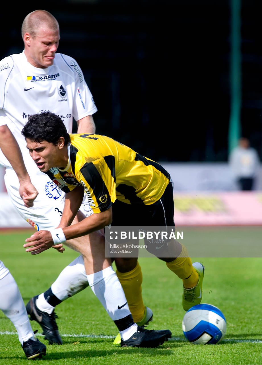  Paulo José de Oliveiera, Häcken, jubel efter 3-0, kapas av Fredrik Jönsson, Bunkeflo.