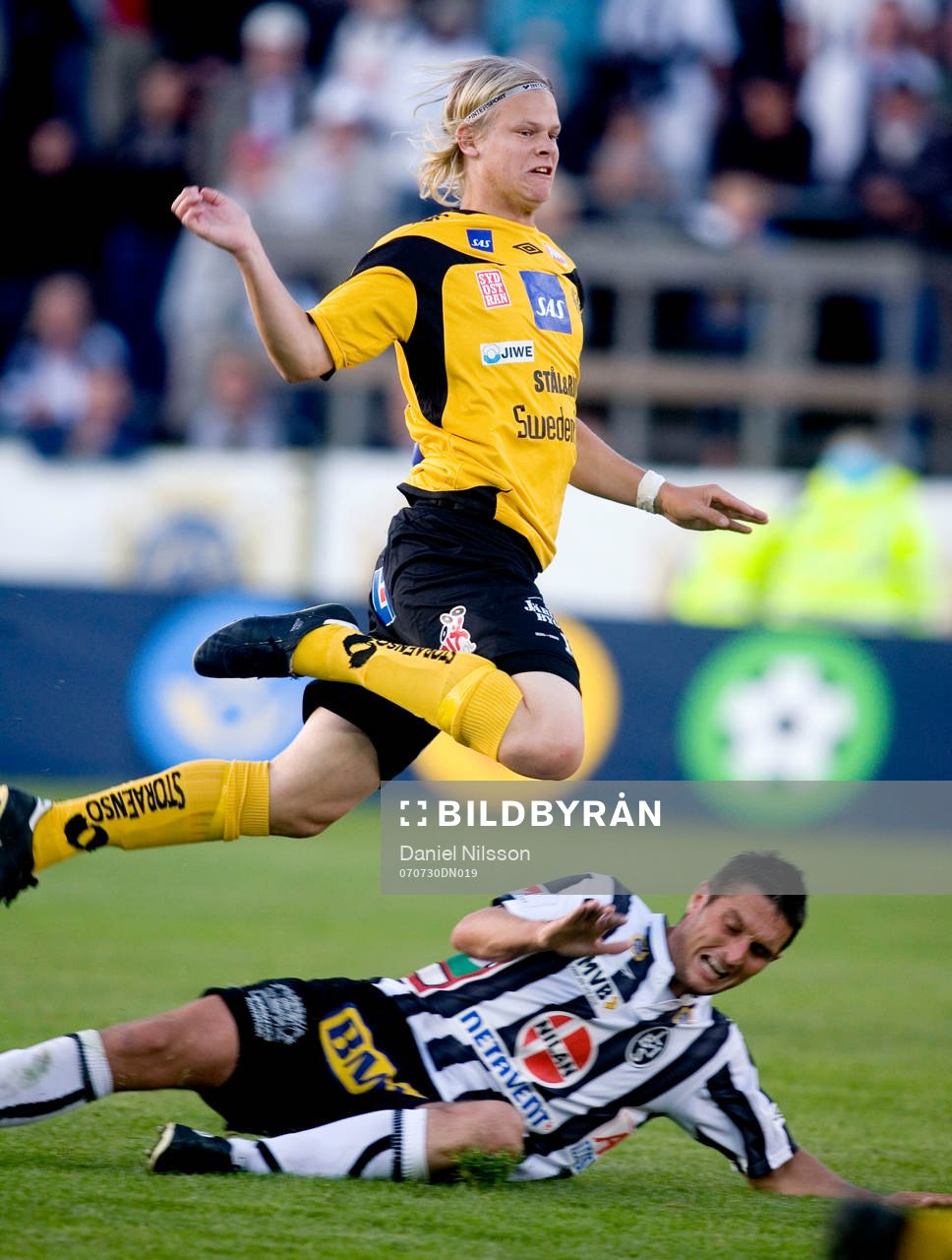   David Löfqvist, Mjällby och Andrew Kelly, Landskrona.