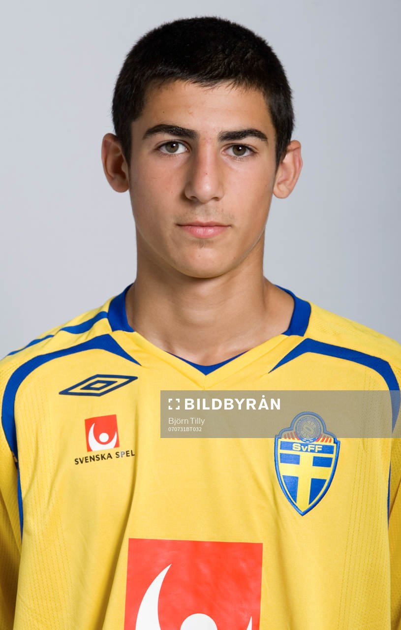 Efe Yildrim, Sverige