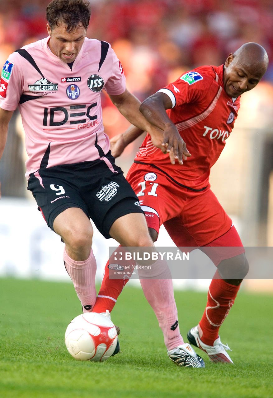 Johan Elmander, Toulouse och Jeova Da Rocha Nascimento,