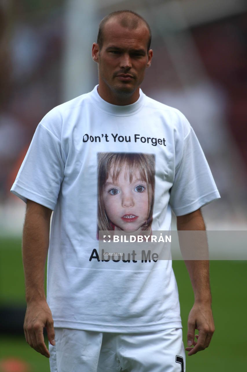 Fredrik Ljungberg, West Ham, med Madeleine McCann t-shirt