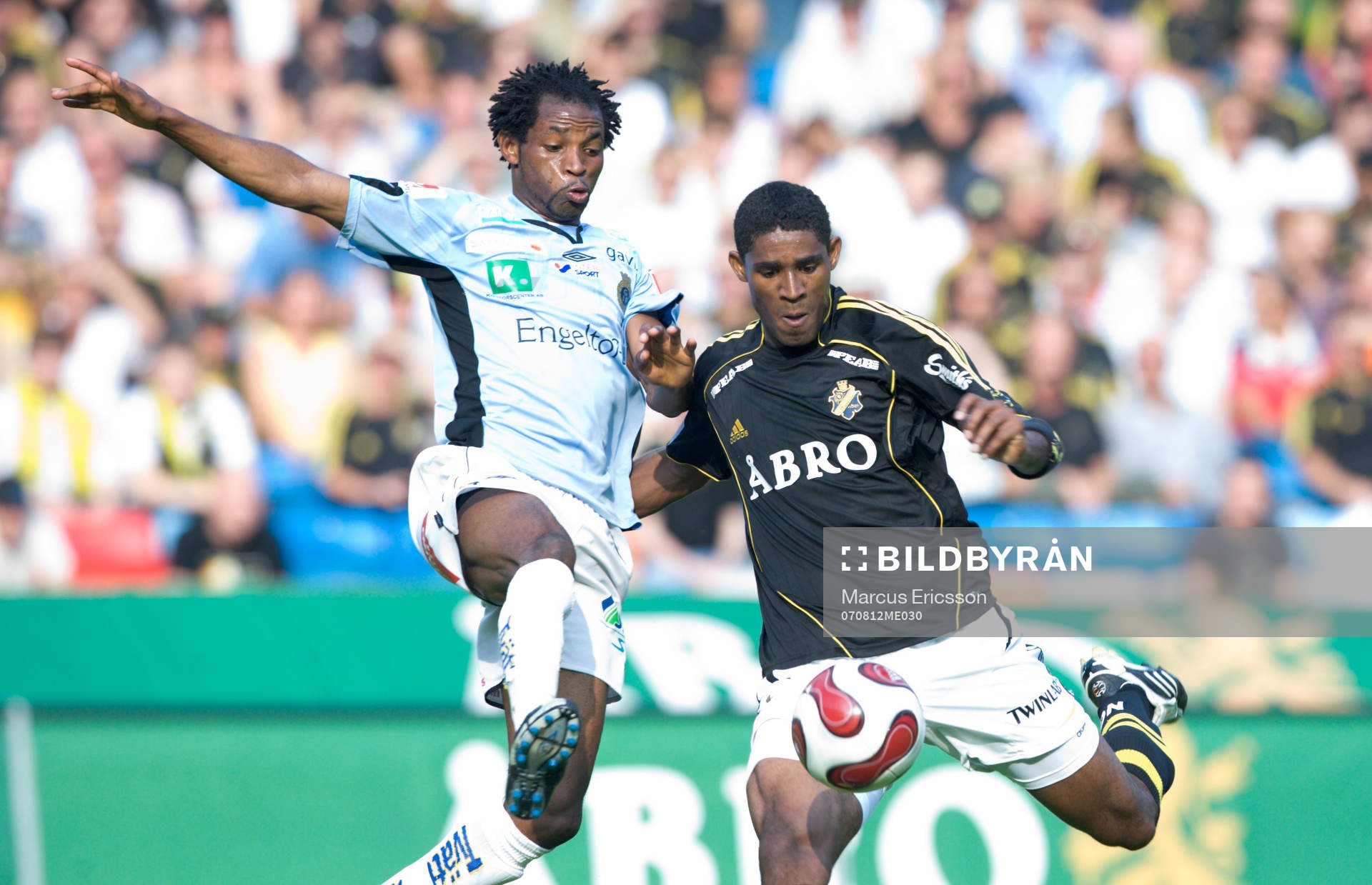 Rene Makondele, Gefle, och Khari Stephenson, AIK