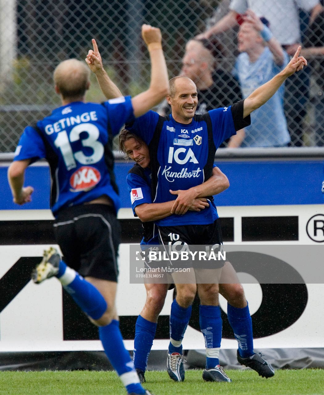 Magnus Arvidsson och Dusan Djuric, Halmstad. Glädje, jubel