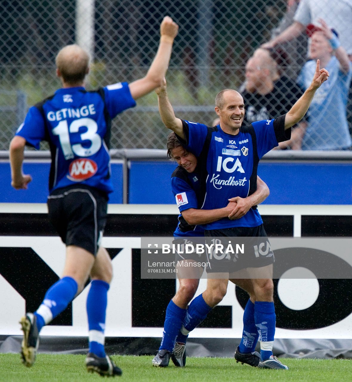 Magnus Arvidsson, Dusan Djuric och Andreas Johansson, jubel