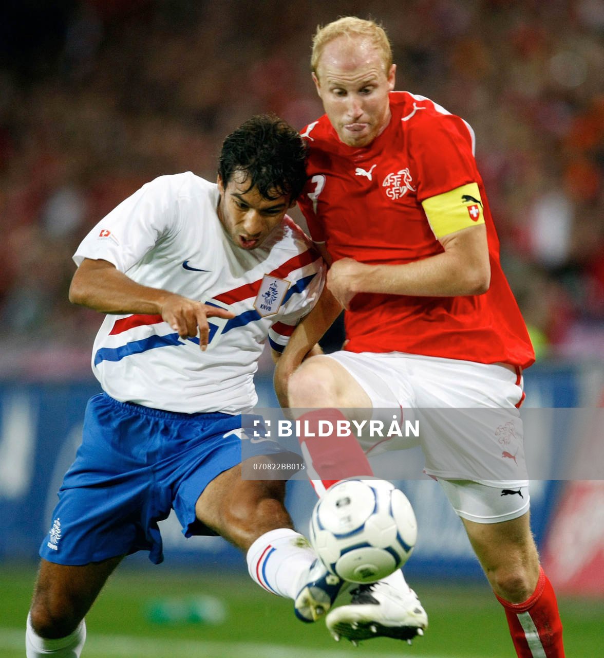 Giovanni van Bronckhorst, Holland och Ludovic Magnin,