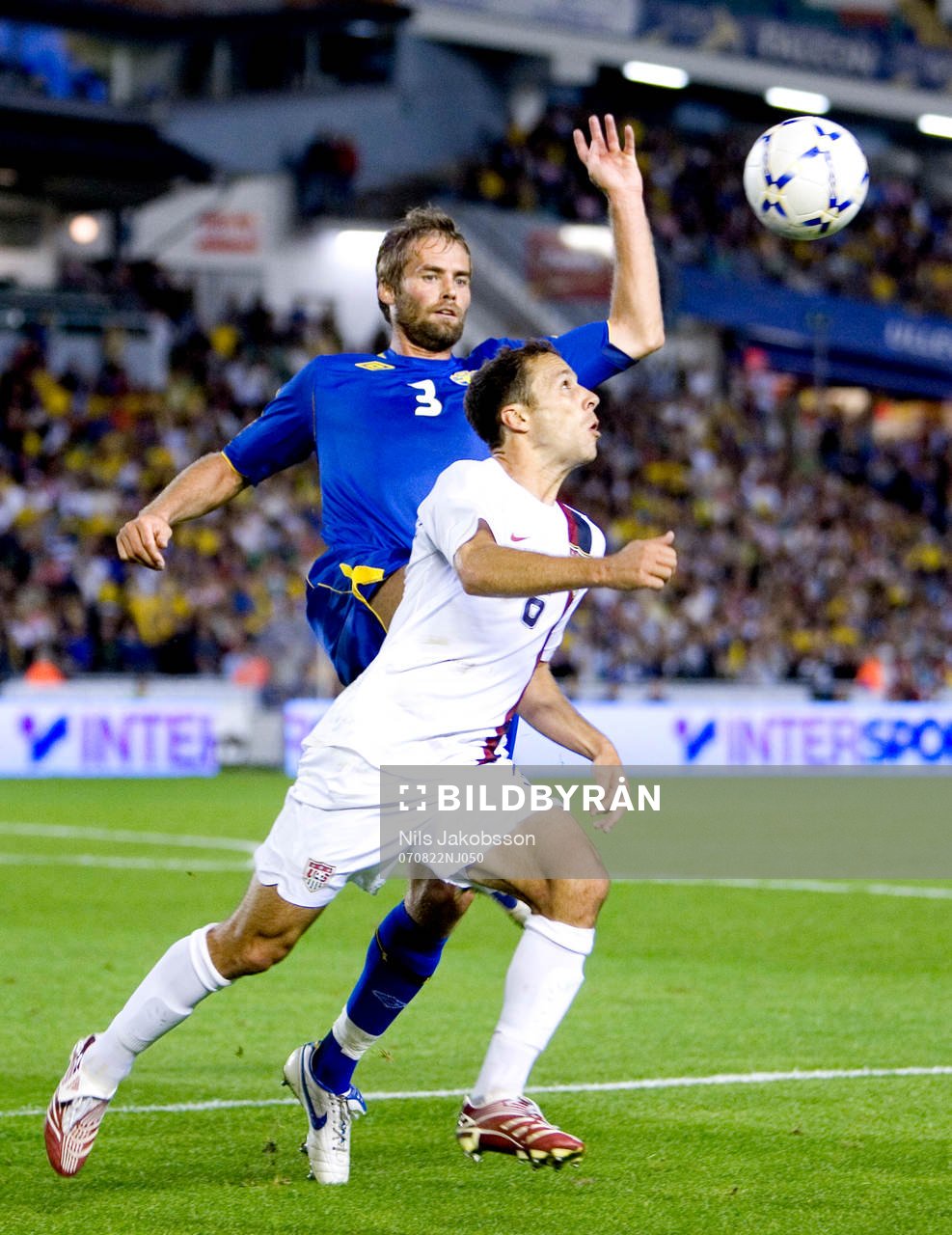 Olof Mellberg, Sverige, Steve Cherundolo, USA