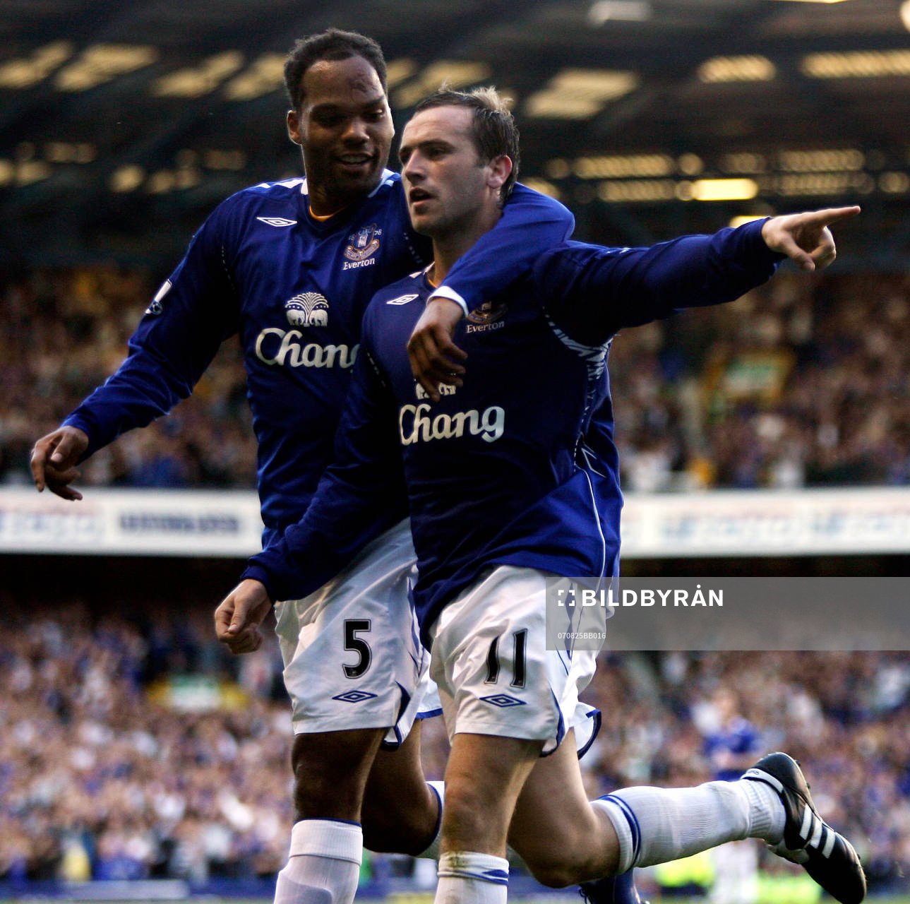 Everton, James Mcfadden och Joleon Lescott, jubel