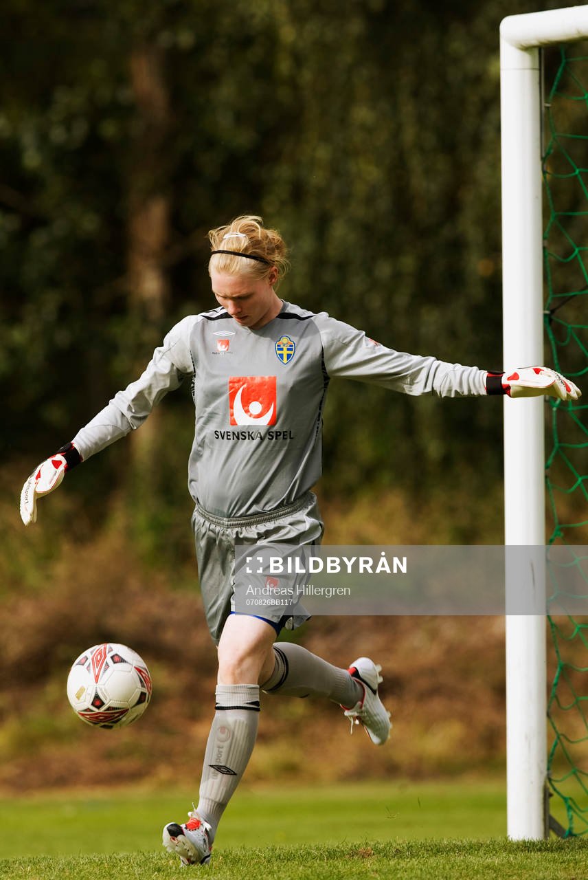 Hedvig Lindahl, målvakt