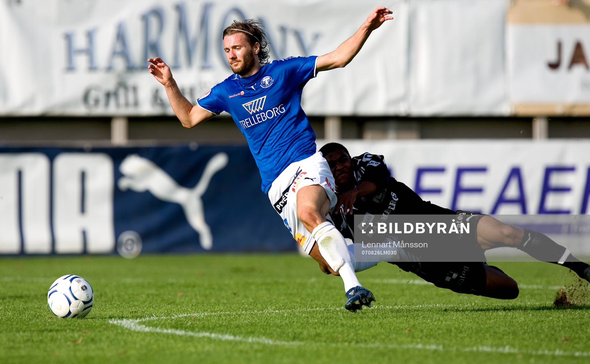 Jonatan Berg rivs ner
