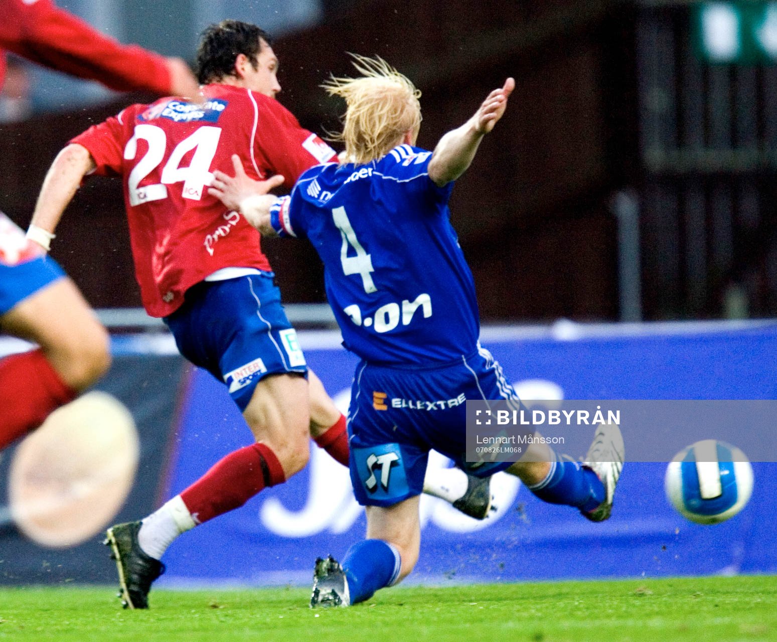 1-0, Anatolij Ponomarev med en vänster, Patrik Eriksson