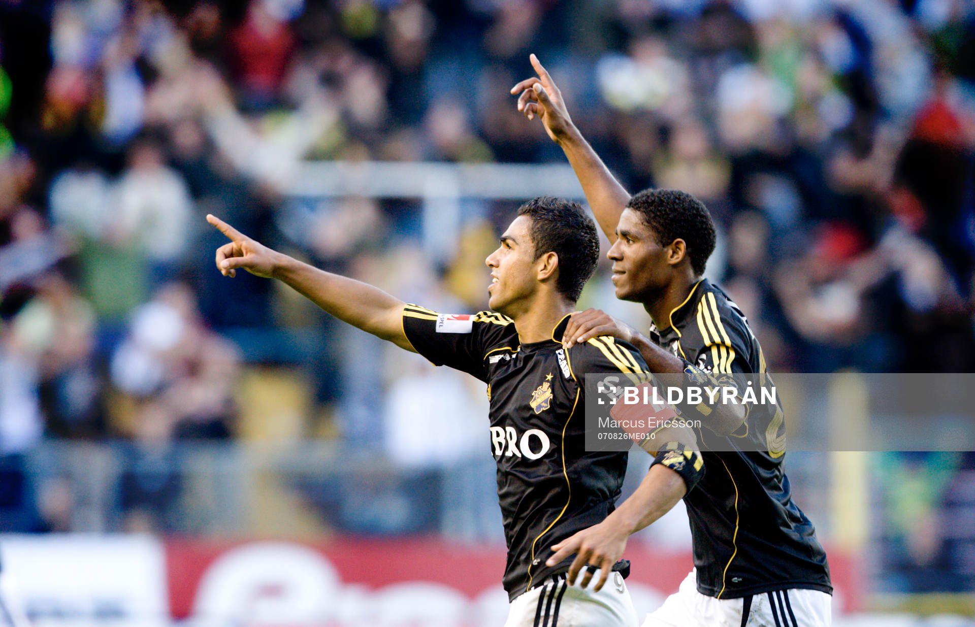   Wilton Figueiredo, jubel tillsammans med Khari Stephenson, AIK, 