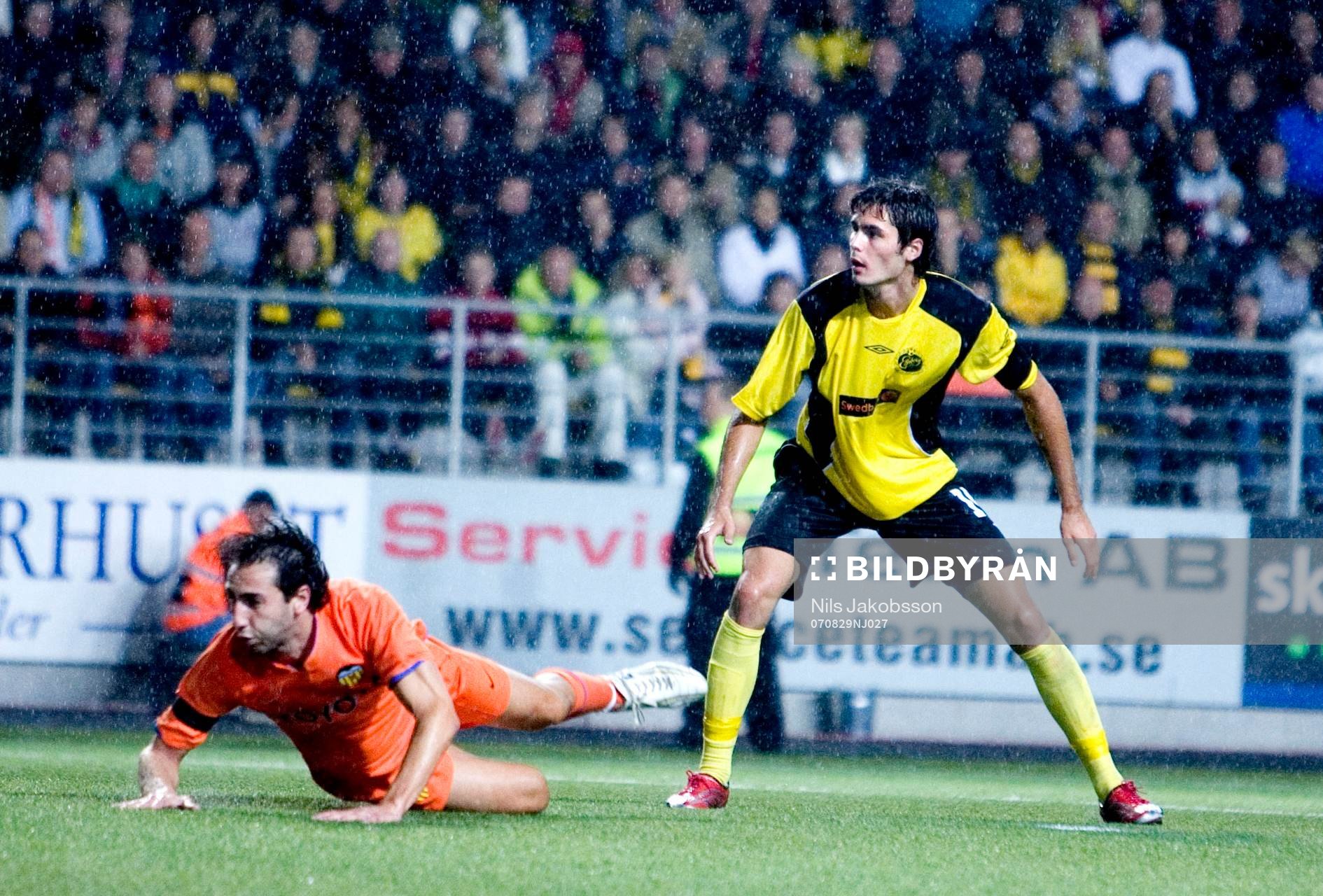 Emiliano Moretti, Valencia,  Denni Avdic, Elfsborg