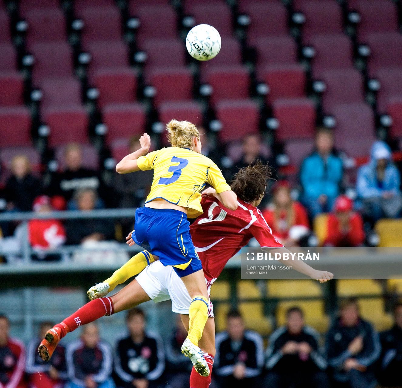 Stina Segerström satte sig på en danska