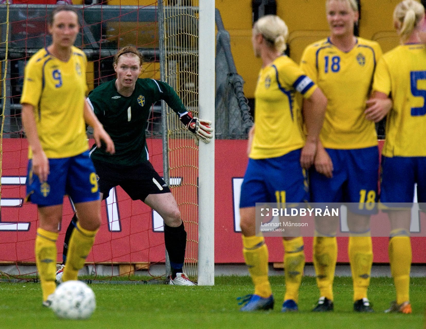 Frisparksmur, Hedvig Lindahl dirigerar