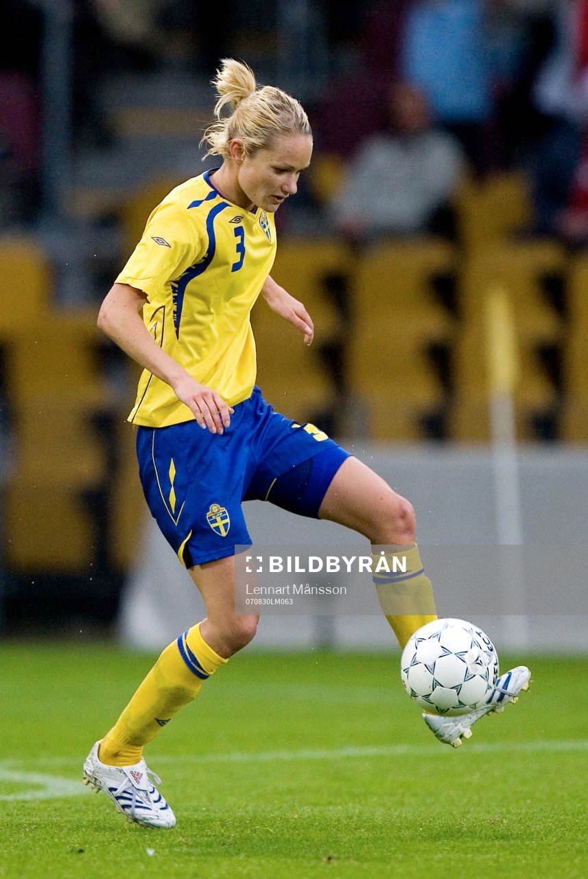 Stina Segerström, Sverige