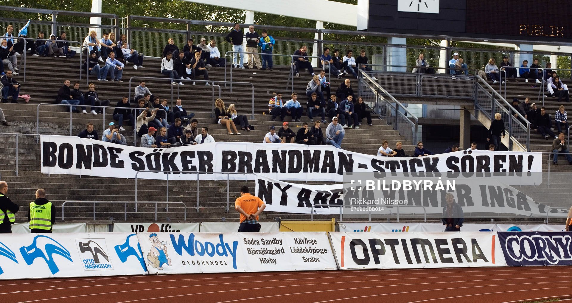 Malmös supporter visade vad man tycker om Sören Åkeby