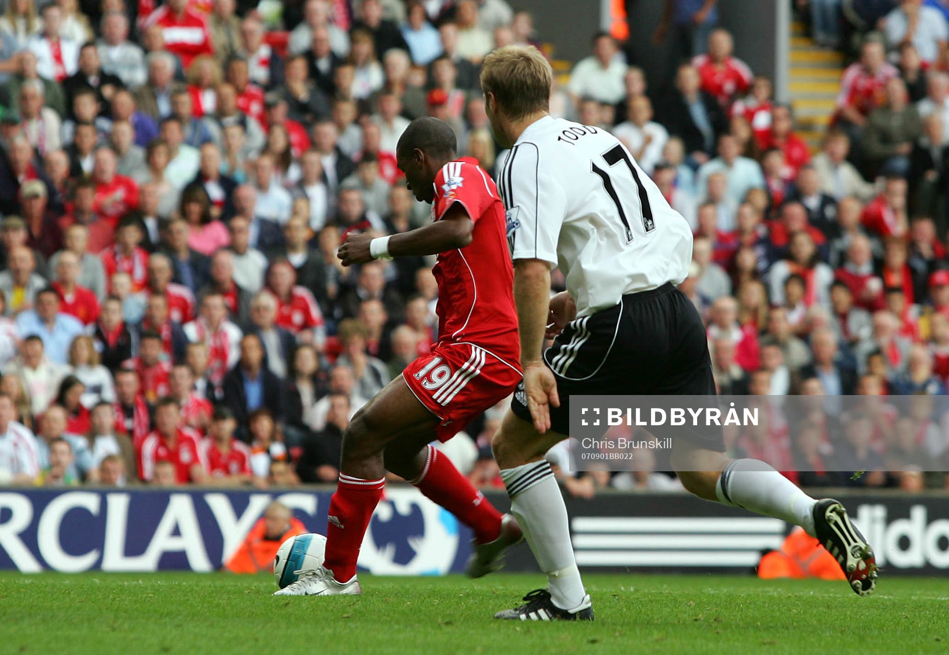 Ryan Babel. Liverpool gör 2-0