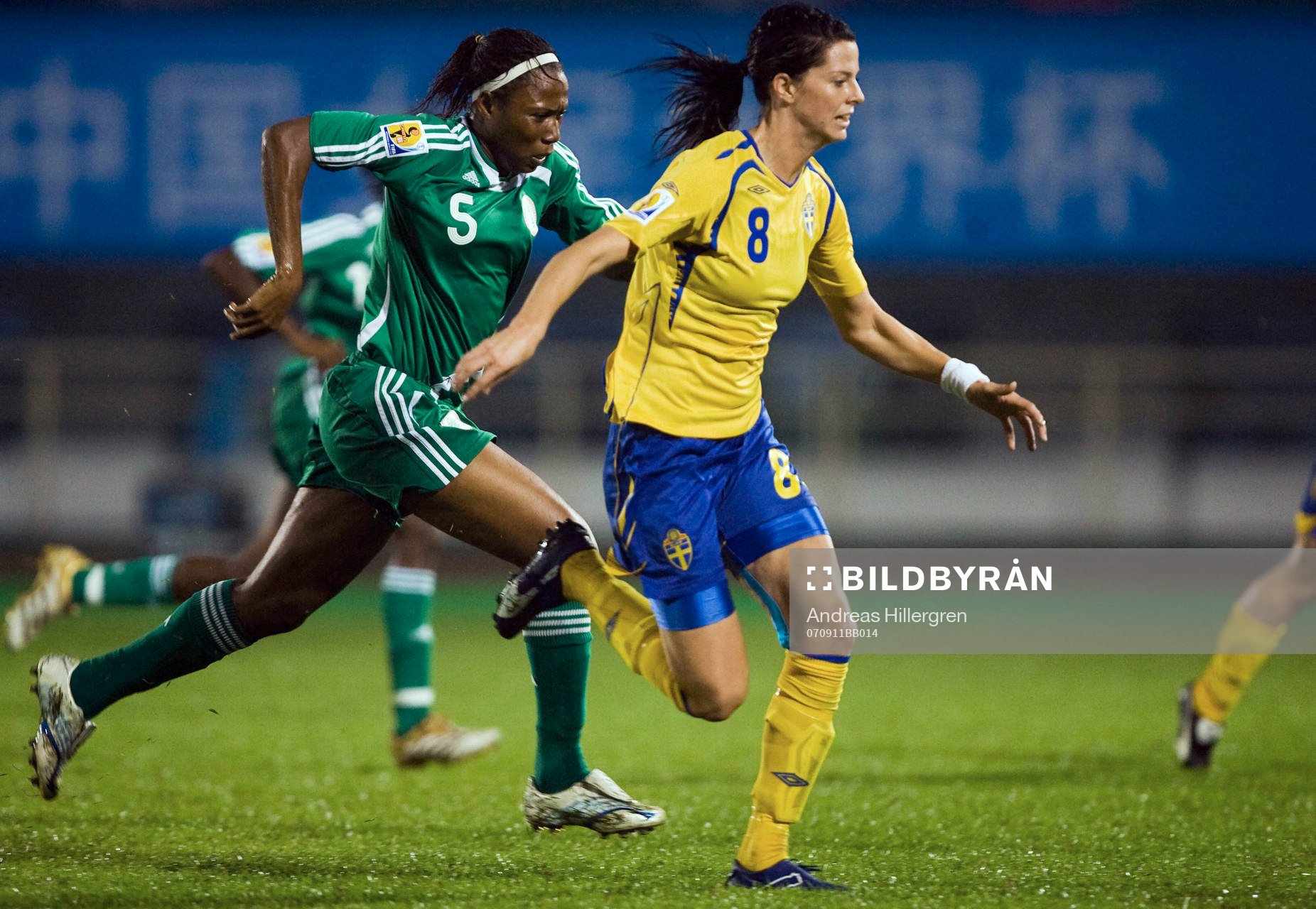 Lotta Schelin och Onome Ebi