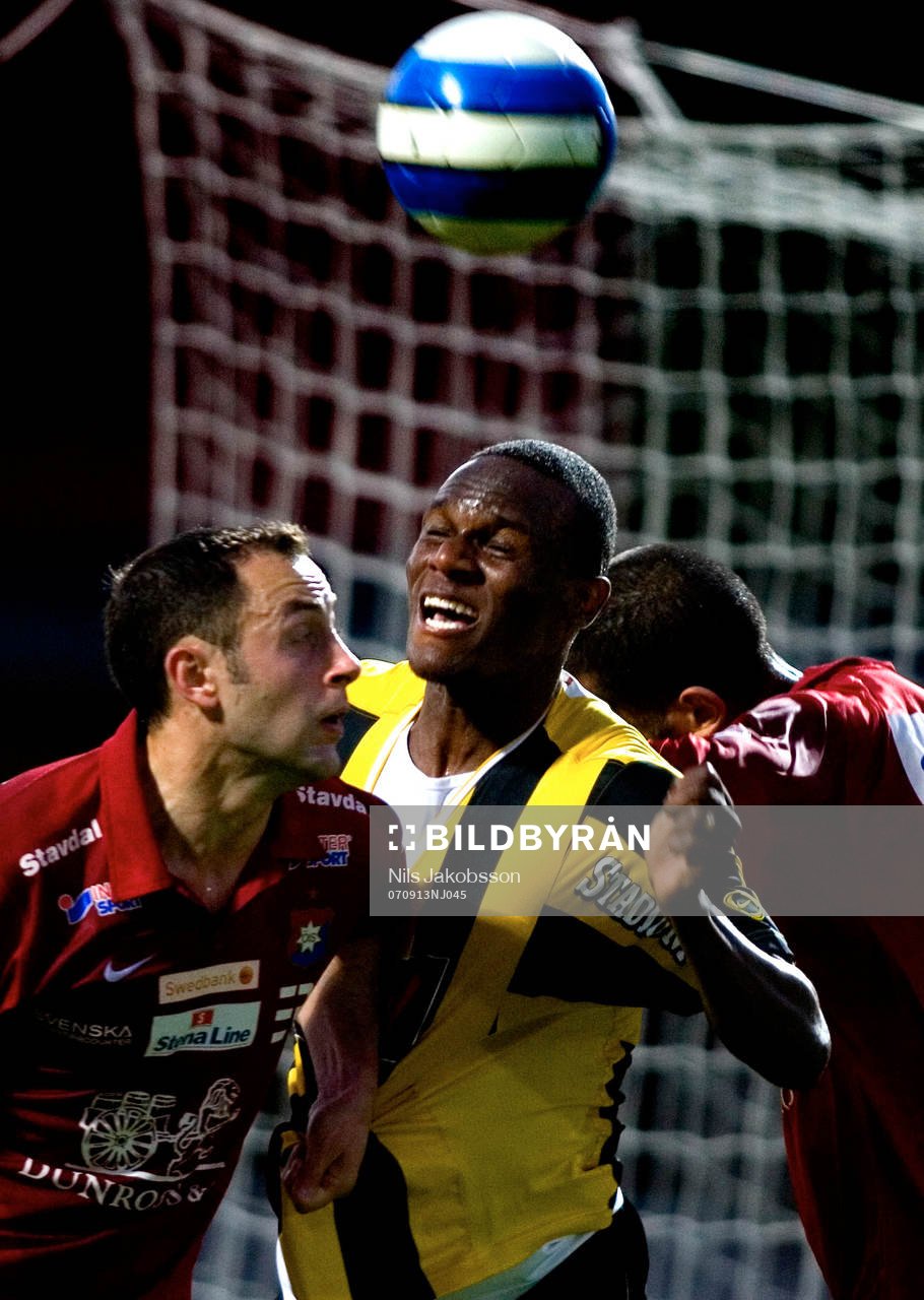 Robert Mambo Mumba, Häcken