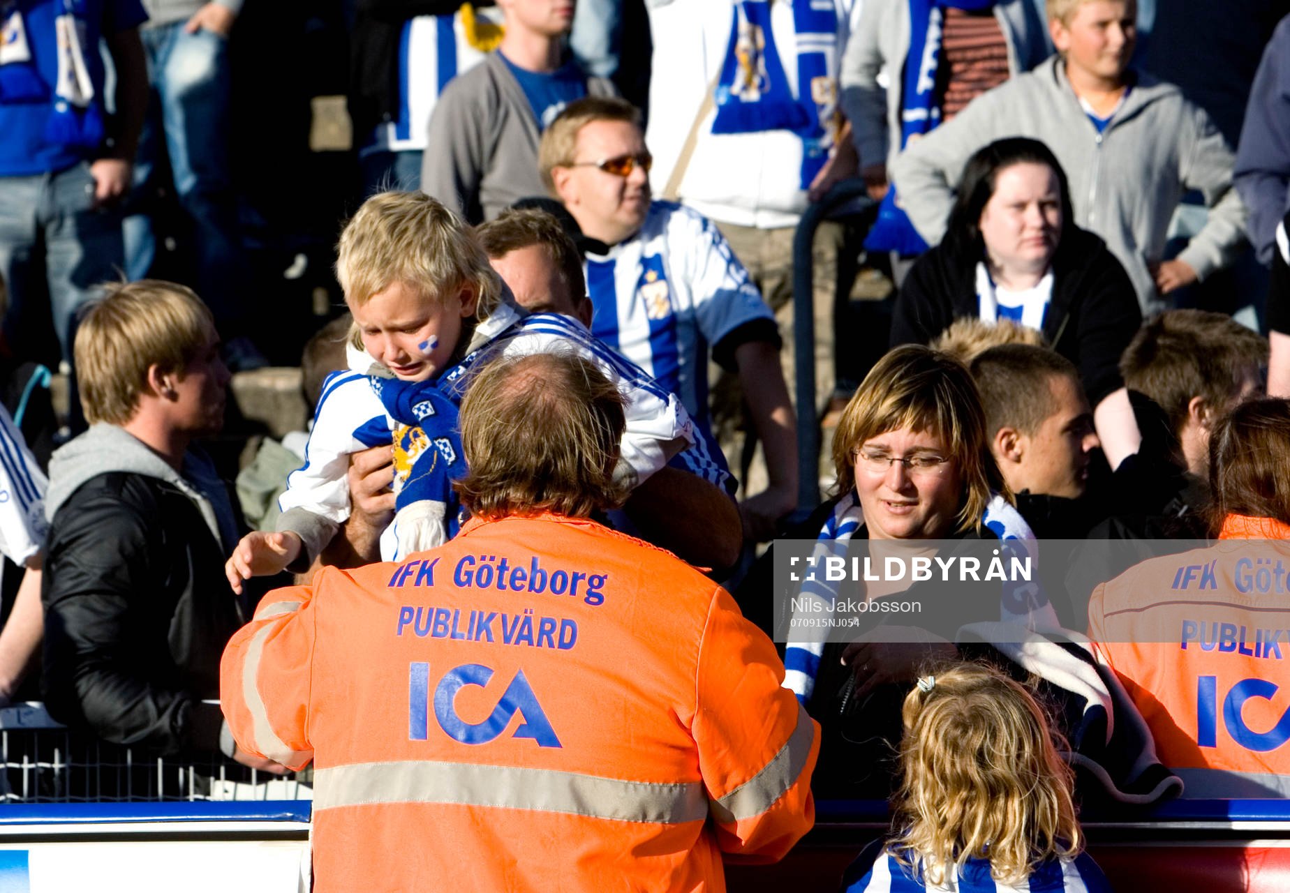 Huliganer med IFK Göteborg anknytning slåss med