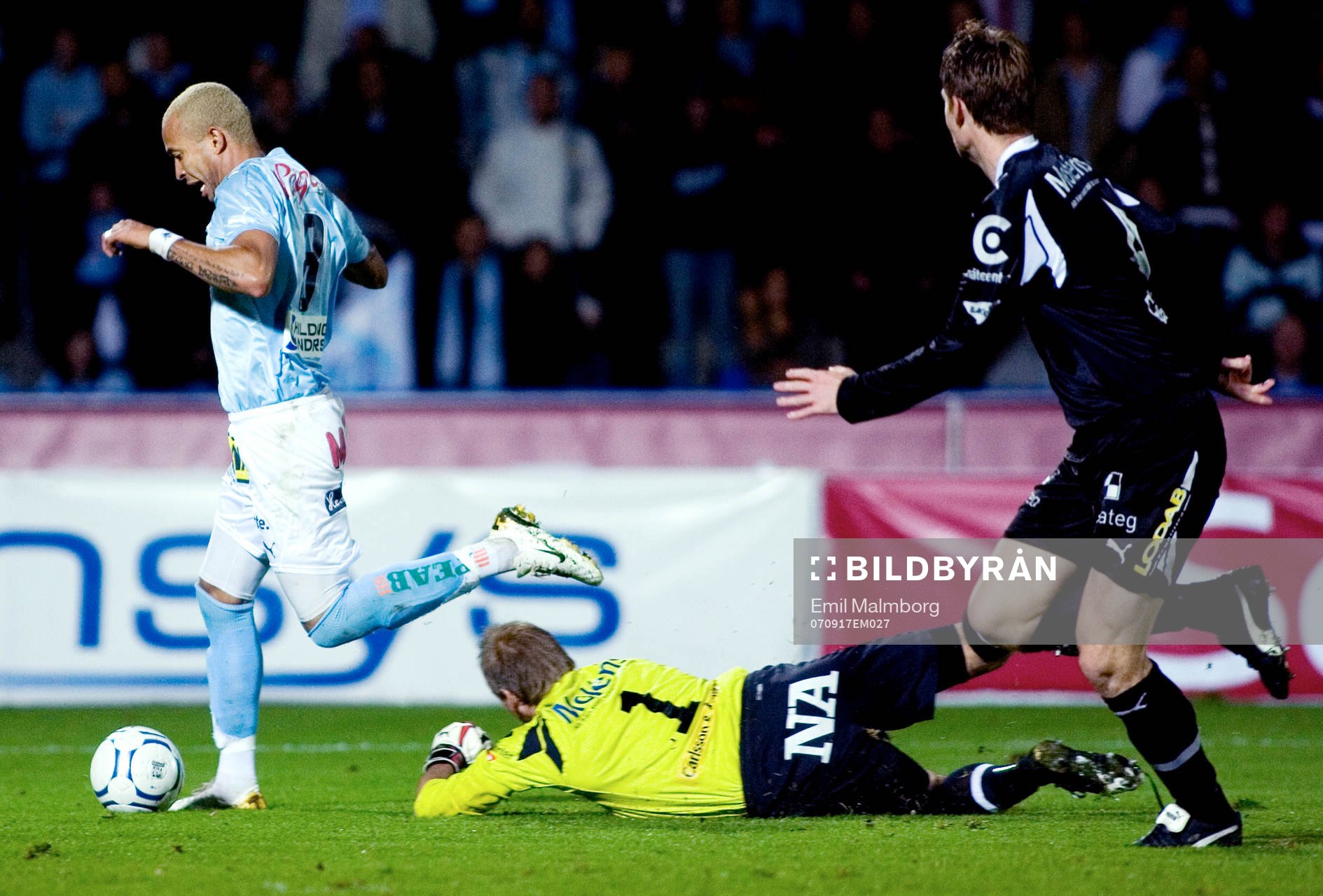 Junior, MFF gör 1-0