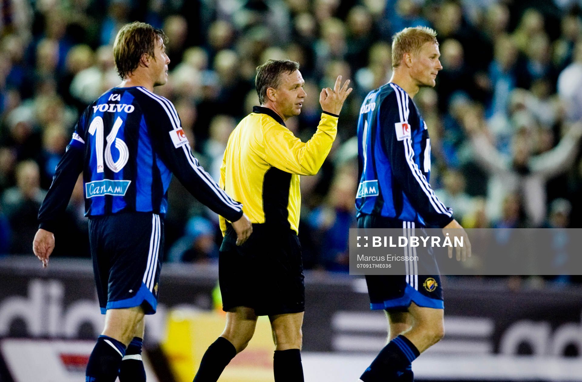 Åke Andreasson, Domare visar tre minuter är över