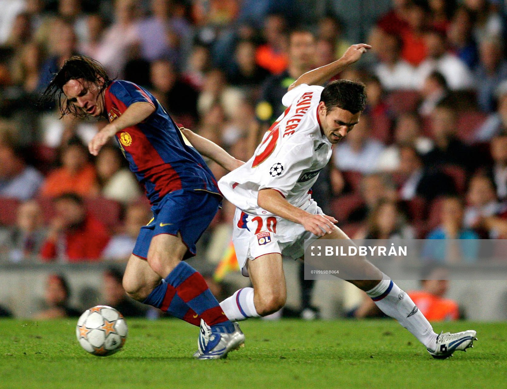  Lionel Messi, Barcelona och Anthony Reveillere, Lyon