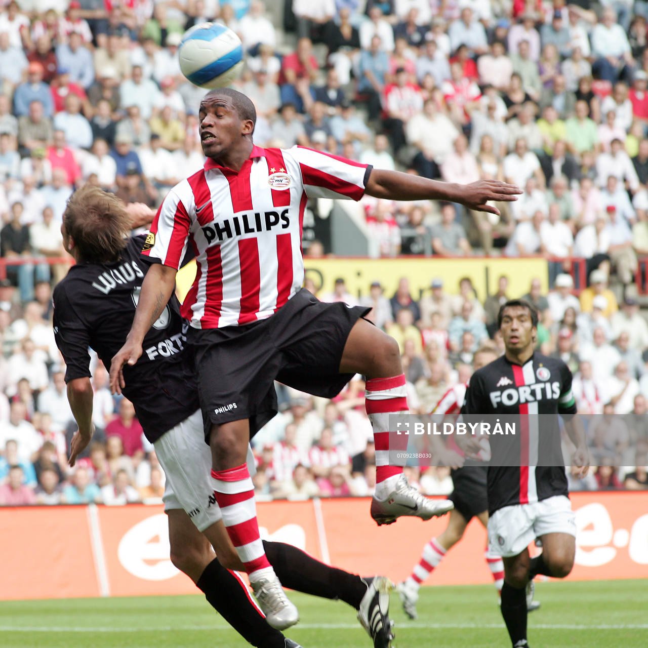 Jefferson Farfan, PSV och Theo Lucius, Feyenoord