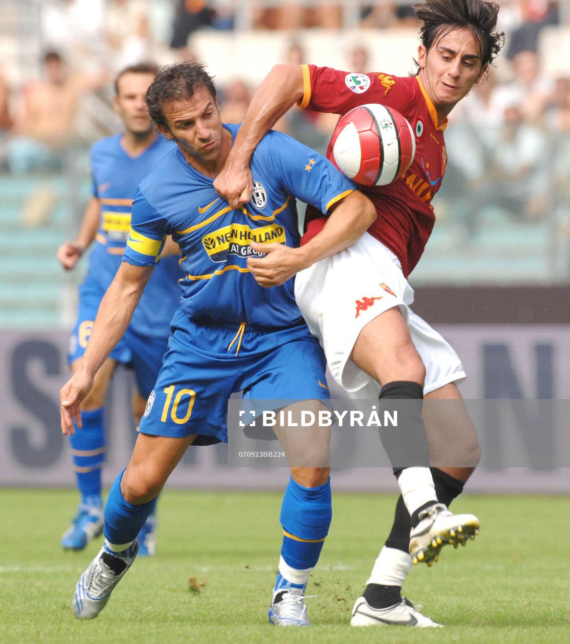  Del Piero och Aquilani.