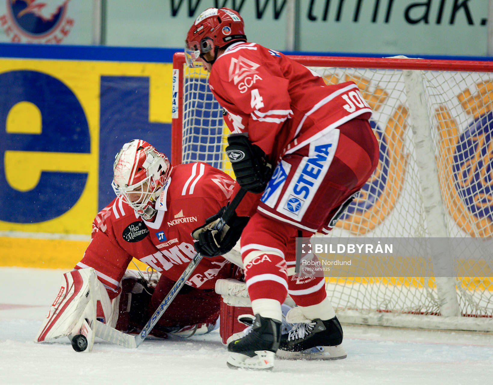 Johan Backlund, Målvakt och Robin Jonsson, Timrå