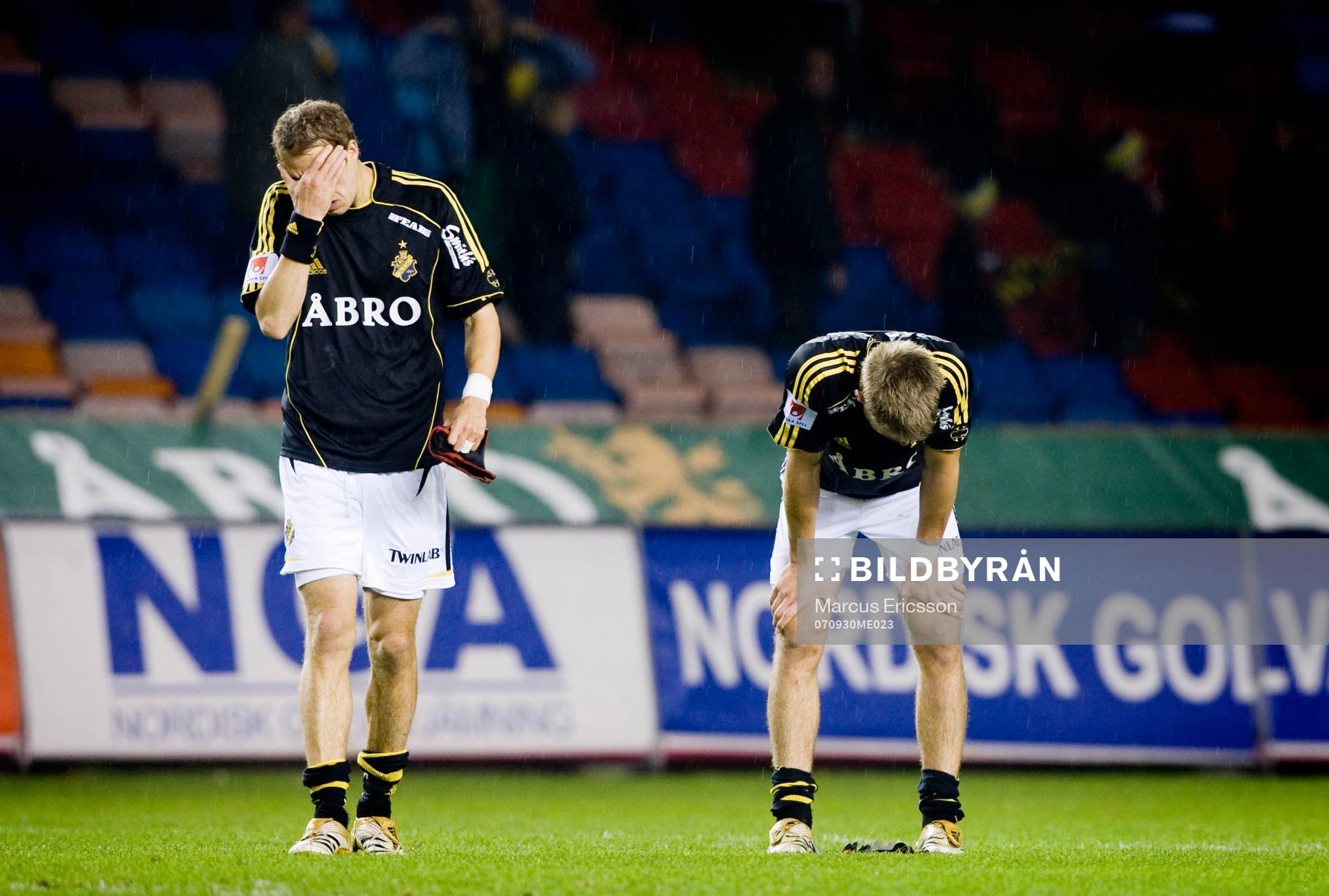 Depp i AIK. Kenny Pavey och Daniel Arnefjord, AIK