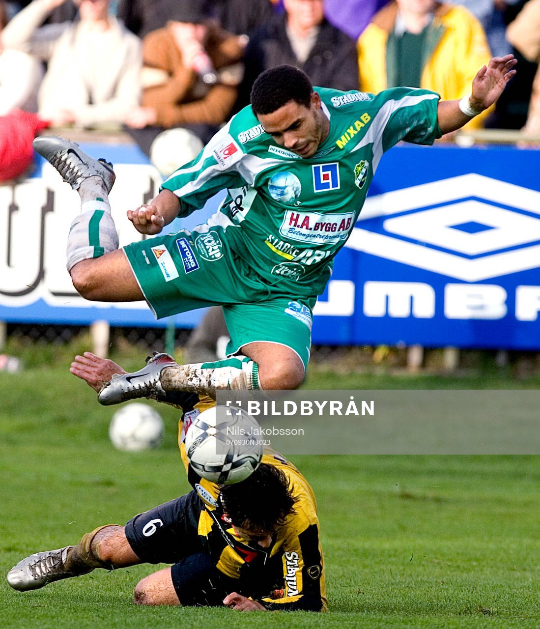 David Marek, Häcken, Owen Price, Ljungskile, kapning